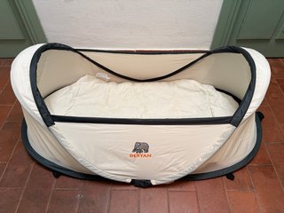 Cuna de viaje Deryan con mosquitera