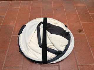 Cuna de viaje Deryan con mosquitera