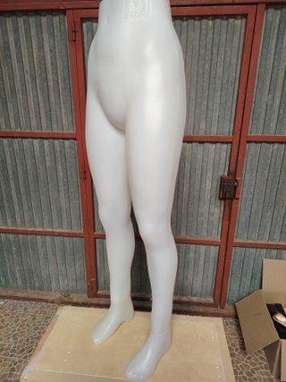 Maniquíes Torso Mujer Tienda Ropa  percheros