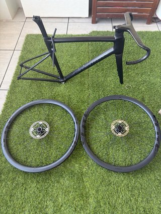 Kit Cuadro Carbono Tarmac SL8 Réplica T.56