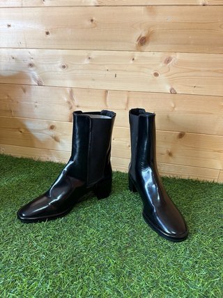 Botín Chelsea Charol Massimo Dutti T.36