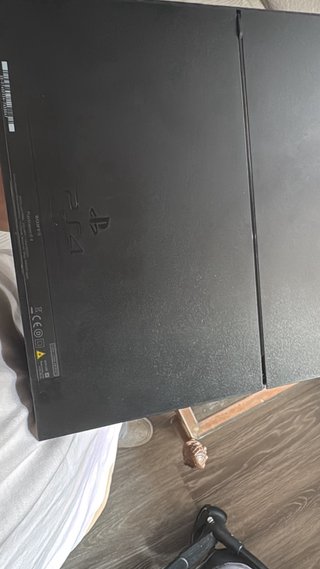 PS4 (PlayStation 4) Nera