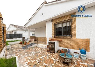 Chalet en venta en Huétor Vega