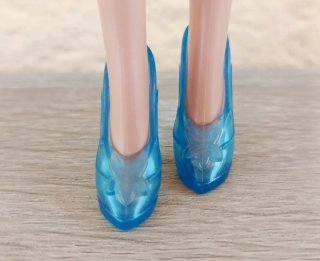 Barbie natalizia, fashionista, inverno