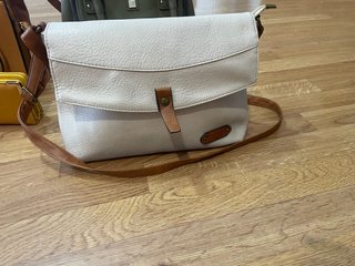 Bolsos varios
