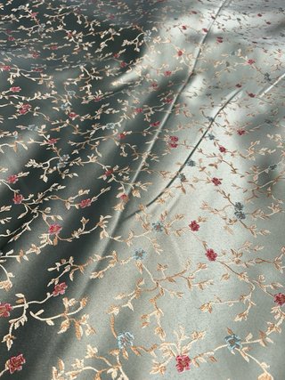 Tessuto broccato verde con fiori 1x2.80m