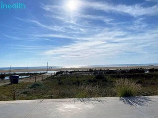 Local comercial en venta en Gran Via del Mar-Zona Universitaria en Castelldefels