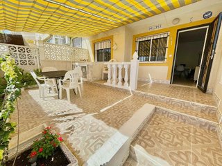 Casa en alquiler en Nueva Torrevieja - Aguas Nuevas en Torrevieja