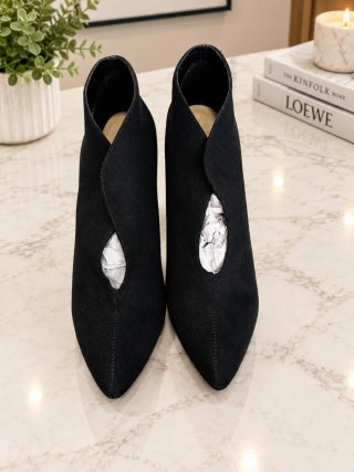 Botines negros T37 y T39 teléfono 629304929