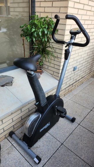 Bicicleta Estática Basic MAG 4