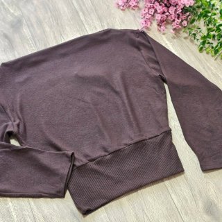 Stradivarius- jersey marrón chocolate- talla M
