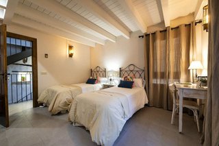 Casa adosada en venta en Garganta la Olla