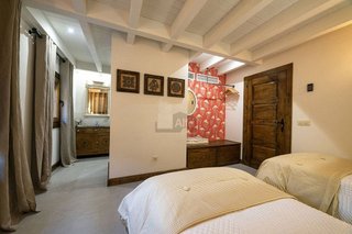 Casa adosada en venta en Garganta la Olla