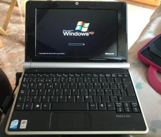 Packard Bell Portátil Negro Windows XP