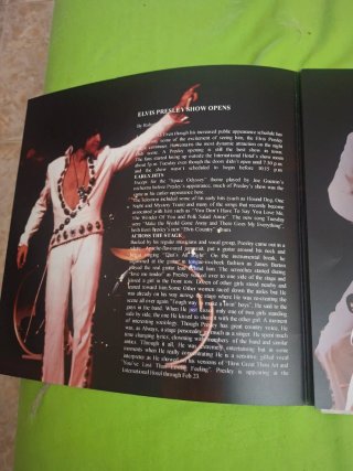Elvis Country Hero in Vegas 1971 LP