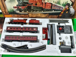 Tren H0 Hornby Harry Potter Hogwarts Express