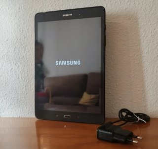 Tablet Samsung Galaxy Tab A 9.7" + Funda y Cargad