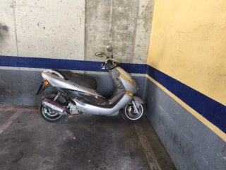 Scooter para piezas sin documentación