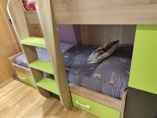 Cama litera tipo tren