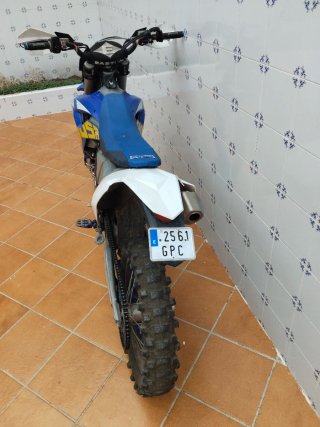 Husaberg FE 390 Enduro Moto