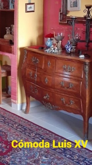 Cómoda estilo Luis XV