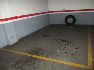 Garaje en venta en Centre en Sant Boi de Llobregat