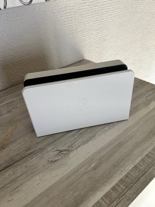 Nintendo Switch OLED + 2 Juegos + Accesorios