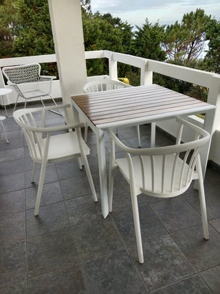 Mesa y sillas de exterior aluminio