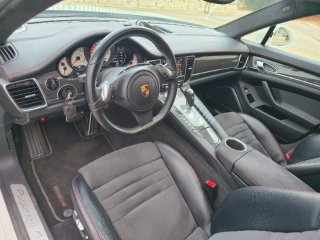 Porsche Panamera 2012