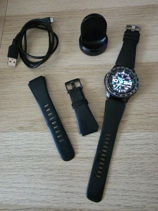 Samsung Gear S3 Frontier + Base + Correa Extra