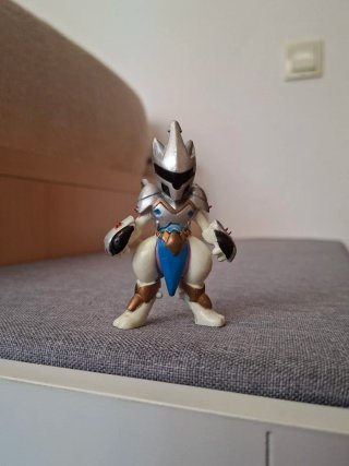 Armored Mewtwo - Figura Pokémon