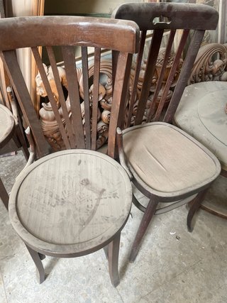 Lote 9 Sillas Thonet Antiguas a Restaurar