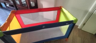 Cuna de viaje plegable