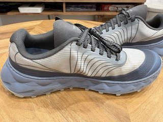 Zapatillas trail NNormal Tomir 2.0 Azul/Gris
