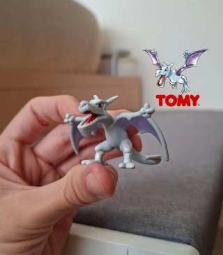 Aerodactyl Tomy - Figura Pokémon