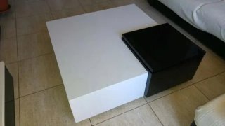 Mesa de centro, con almacenaje, lacada de 1x1m