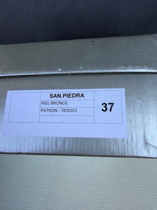 Sandalias Pedro del Hierro Tacon Dorado