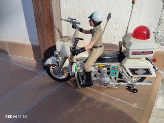 Moto Policía Juguete con Figura y Accesorios