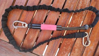 Leash para kitesurf con mosquetones