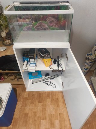 Acuario 60L Blanco + Mueble Acuario