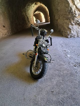 Yamaha DragStar 650 Custom Negra