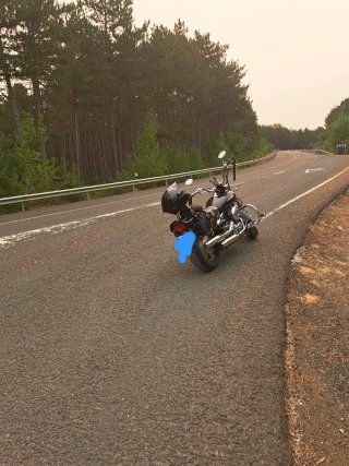 Yamaha DragStar 650 Custom Negra