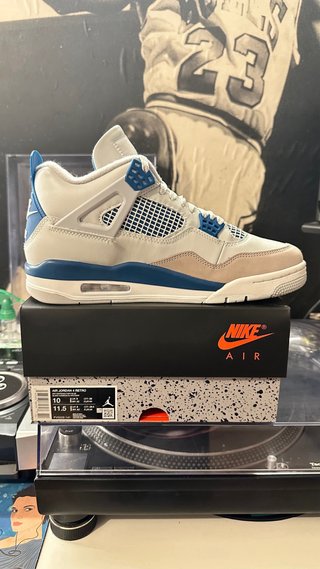 Nike Jordan 4 Military Blue