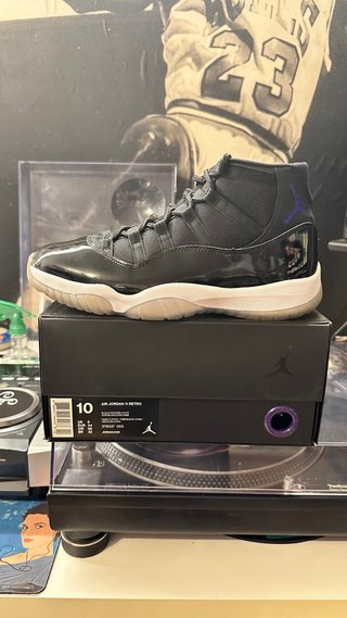 Jordan 11 Retro Space Jam