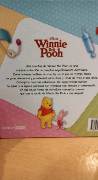 Colección cuentos Winnie the Pooh, tapa dura.
