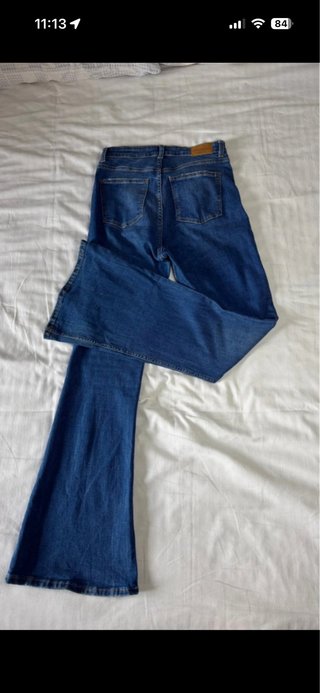 Pantalón campana Bershka azul