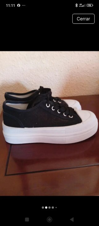Zapatillas deportivas tipo converse negras y blanc