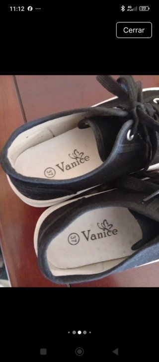 Zapatillas deportivas tipo converse negras y blanc