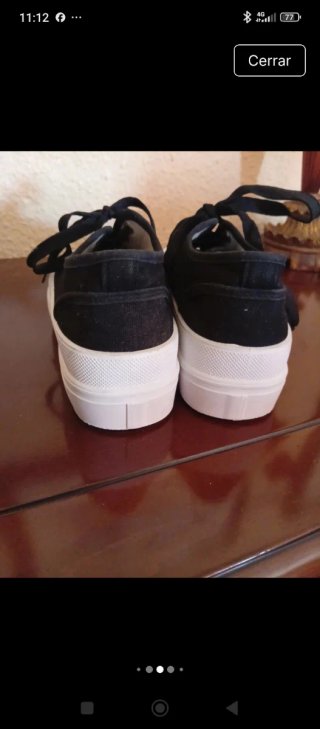 Zapatillas deportivas tipo converse negras y blanc