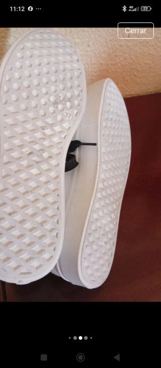 Zapatillas deportivas tipo converse negras y blanc